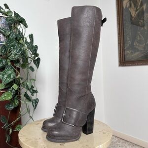 Vintage 90s 2000s knee high square rounded toe high heel boots. Button up